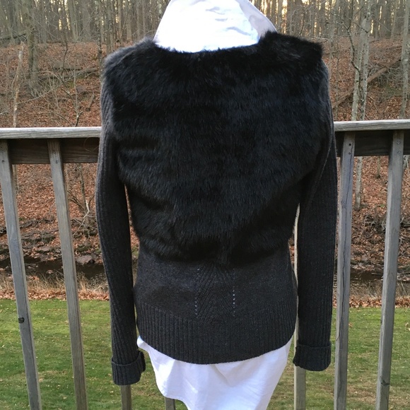 Simply Vera Vera Wang dark gray size M cardigan sweater with faux fur - Picture 2 of 4